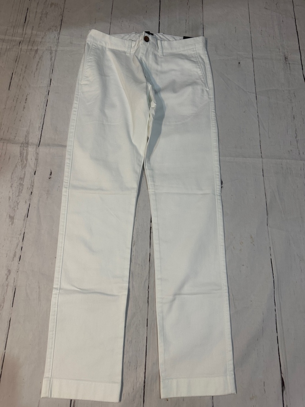 J. Crew Factory
White slim Chino Pants 30 x 32
NWT - Picture 3 of 8